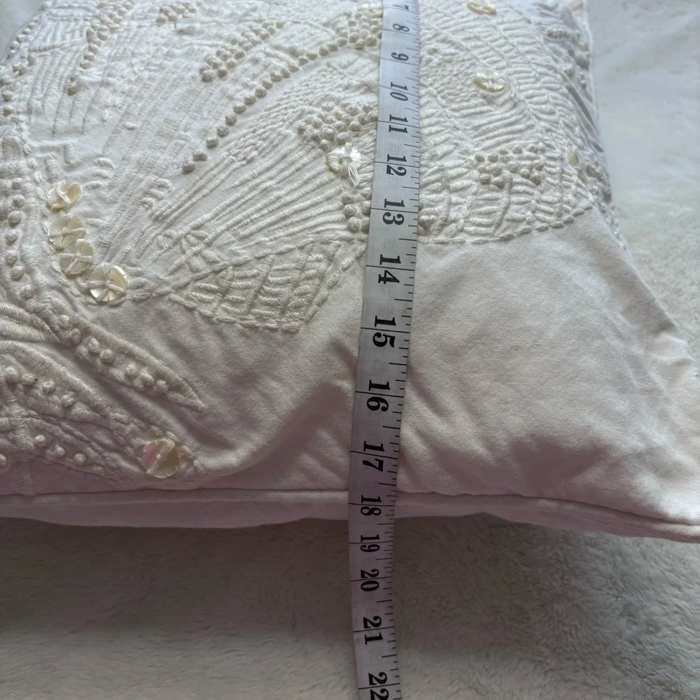 Pottery Barn Cream White Embroidered Shell Pattern Throw Pillows & Inserts Pair - Picture 12 of 12